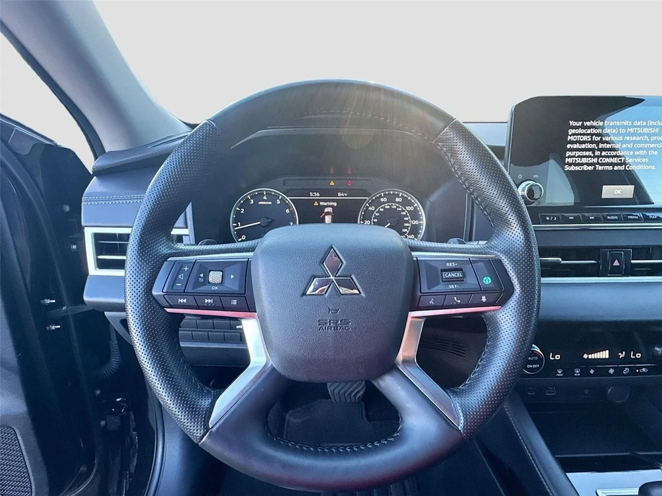 2024 Mitsubishi Outlander - Image 11 of 21