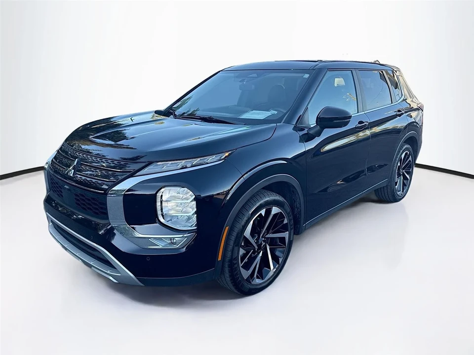 2024 Mitsubishi Outlander - Image 3 of 21