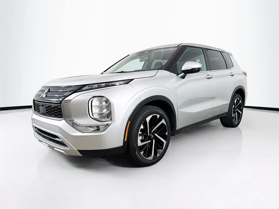 2024 Mitsubishi Outlander - Image 3 of 21