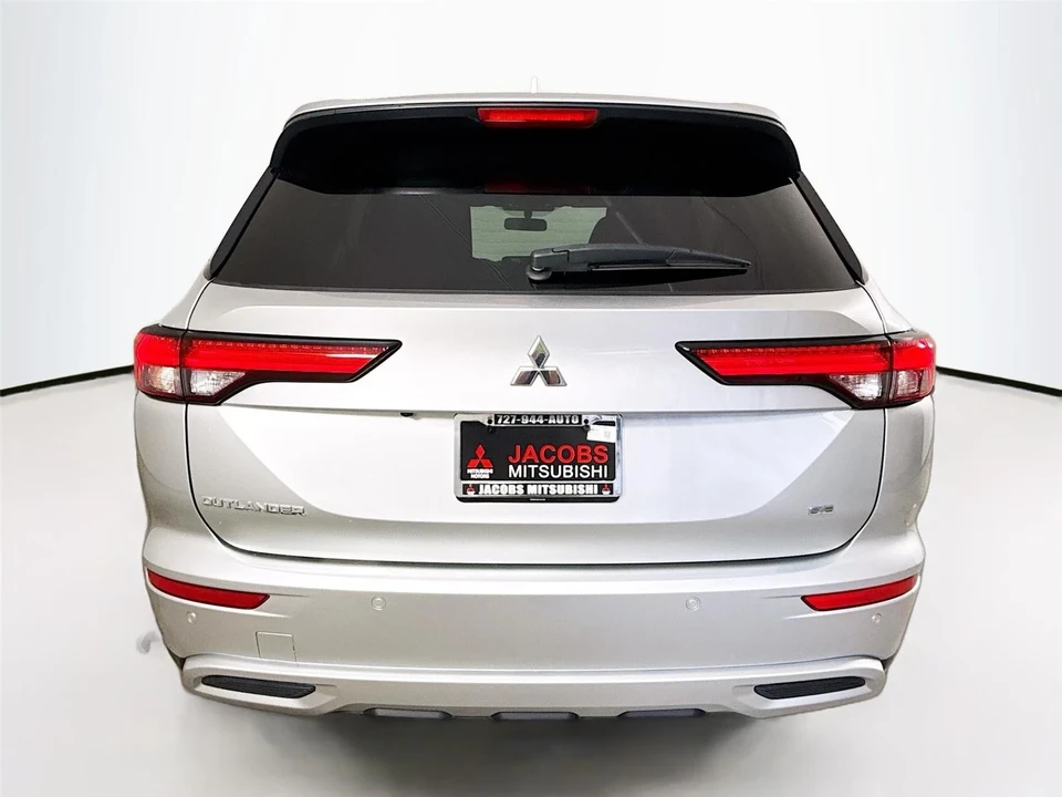 2024 Mitsubishi Outlander - Image 6 of 21