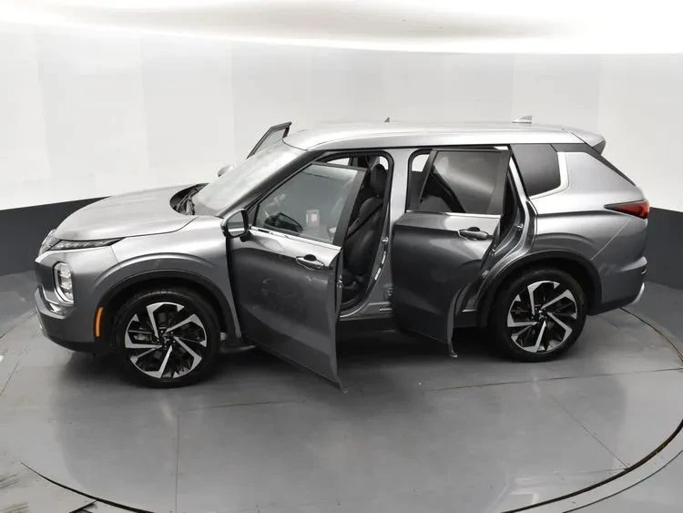 2024 Mitsubishi Outlander - Image 7 of 12