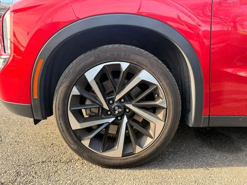 2024 Mitsubishi Outlander - Image 6 of 12