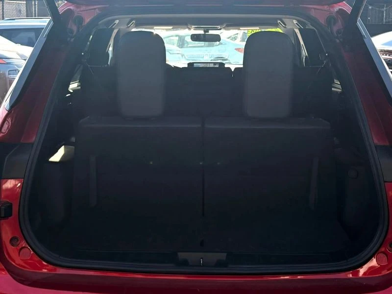 2024 Mitsubishi Outlander - Image 7 of 12