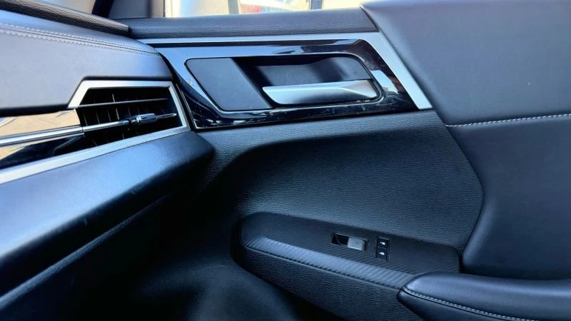 2024 Mitsubishi Outlander - Image 11 of 12