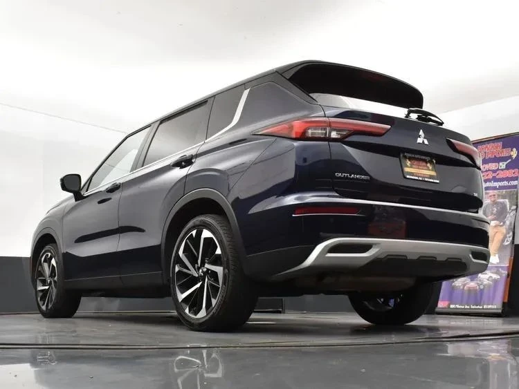 2024 Mitsubishi Outlander - Image 12 of 12