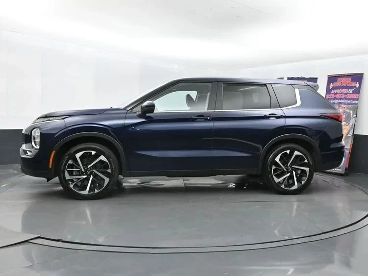 2024 Mitsubishi Outlander - Image 5 of 12