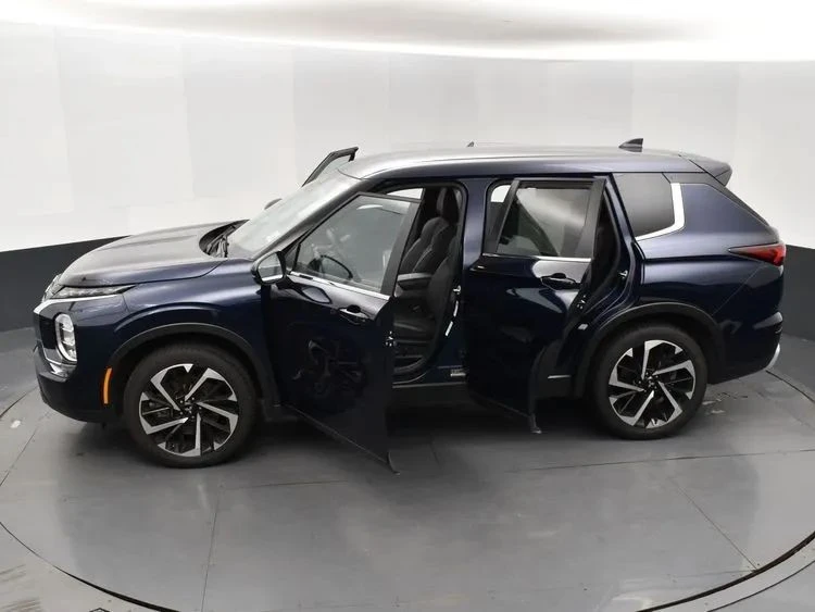 2024 Mitsubishi Outlander - Image 7 of 12