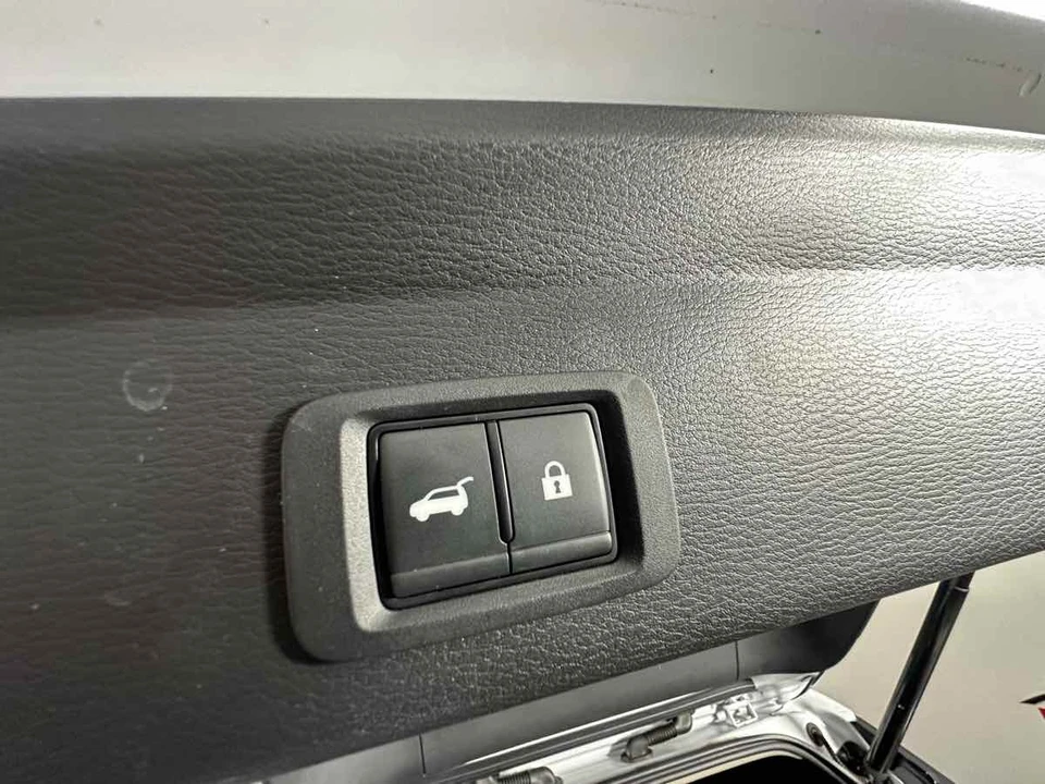 2024 Mitsubishi Outlander - Image 21 of 21