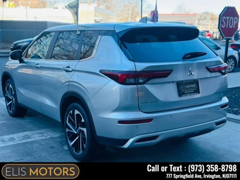 2024 Mitsubishi Outlander - Image 6 of 12