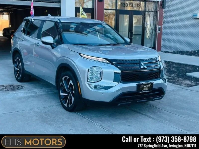 2024 Mitsubishi Outlander - Image 3 of 12