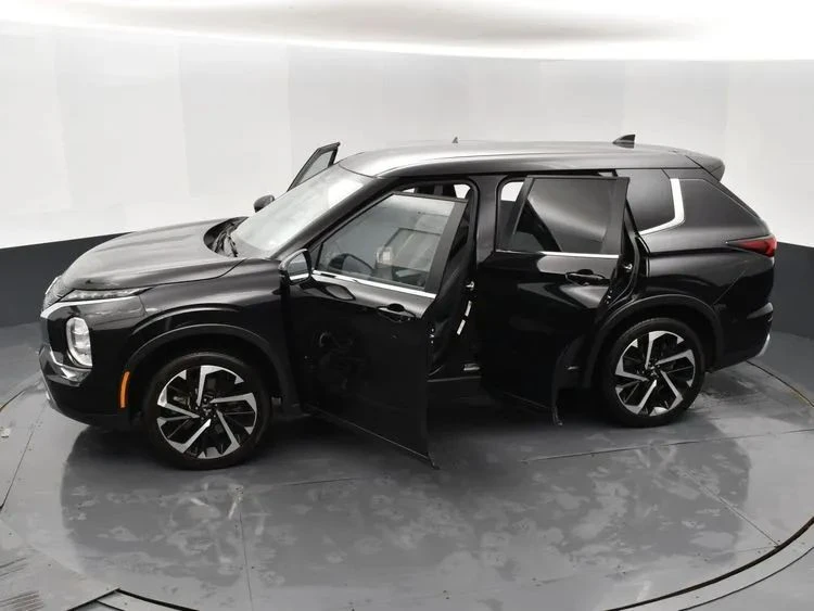 2024 Mitsubishi Outlander - Image 7 of 12