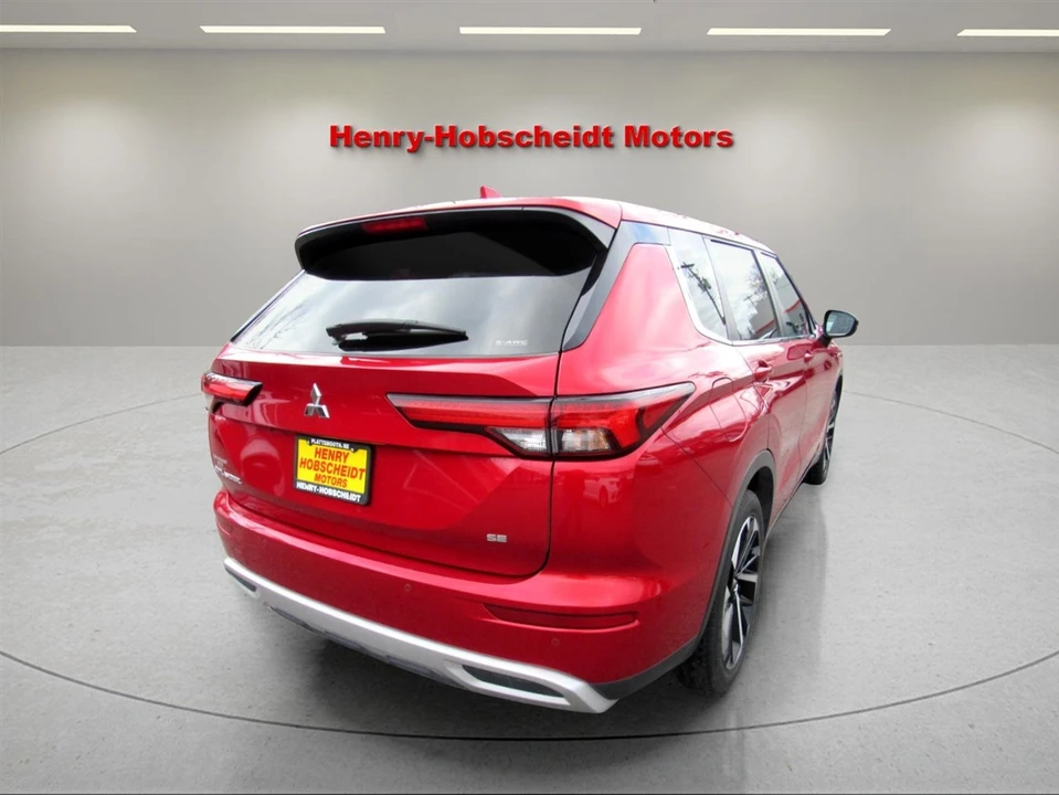2024 Mitsubishi Outlander - Image 12 of 12