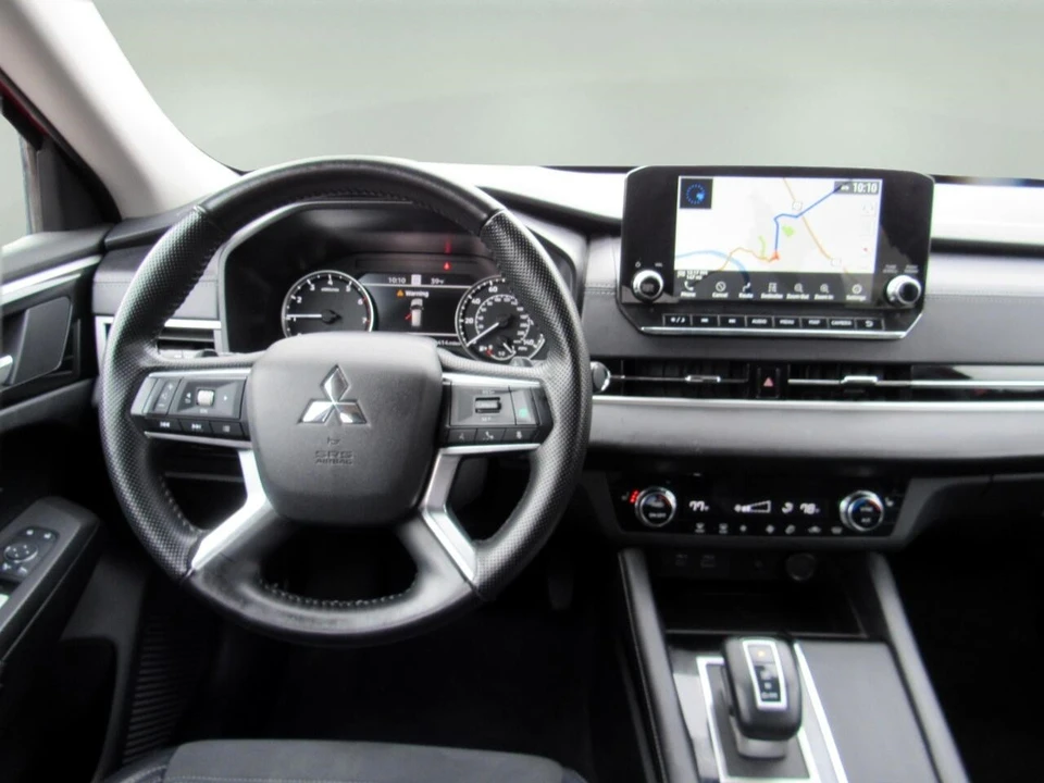 2024 Mitsubishi Outlander - Image 5 of 12