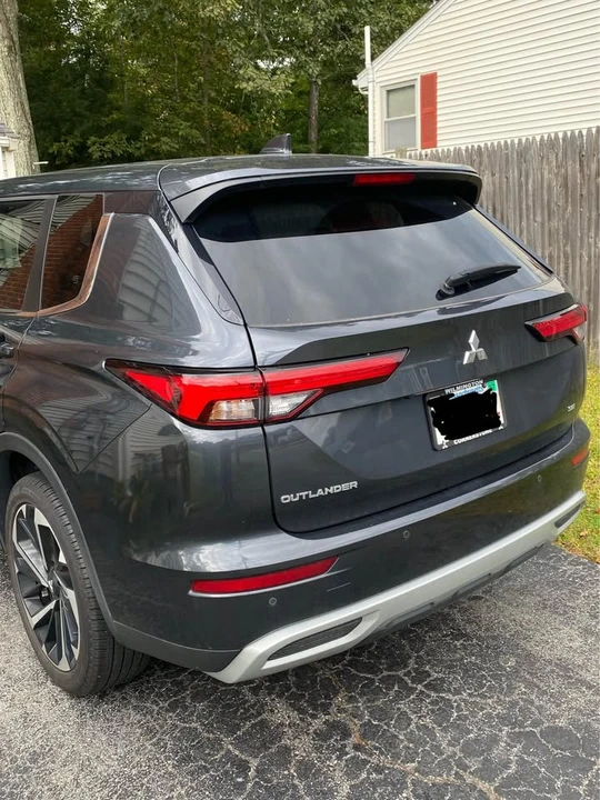 2024 Mitsubishi Outlander - Image 3 of 20