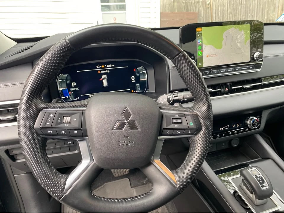 2024 Mitsubishi Outlander - Image 15 of 20