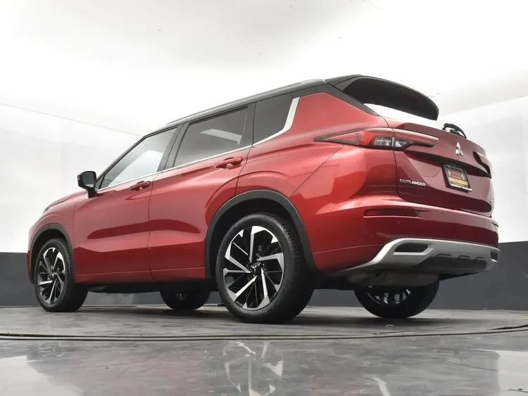 2024 Mitsubishi Outlander - Image 12 of 12