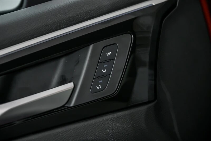 2024 Mitsubishi Outlander - Image 18 of 21