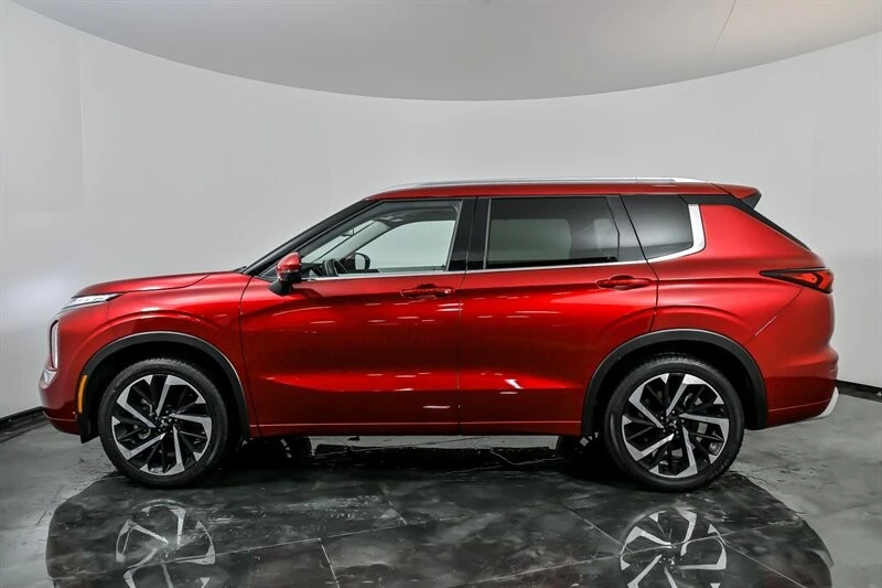 2024 Mitsubishi Outlander - Image 7 of 21