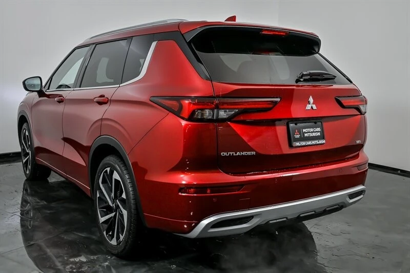 2024 Mitsubishi Outlander - Image 9 of 21