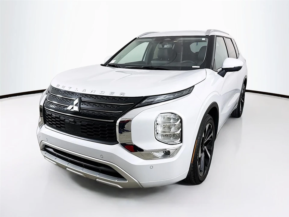 2024 Mitsubishi Outlander - Image 3 of 16