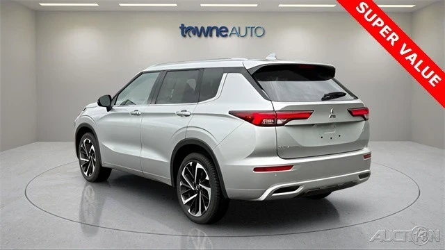 2024 Mitsubishi Outlander - Image 3 of 21