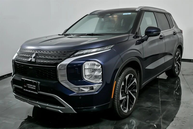 2024 Mitsubishi Outlander - Image 5 of 12
