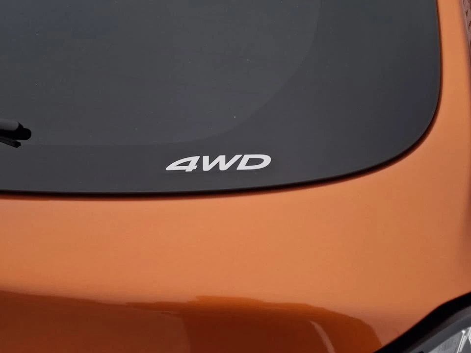 2024 Mitsubishi Outlander - Image 16 of 20