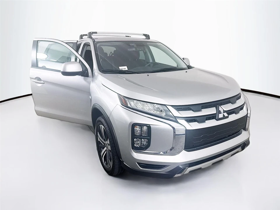 2024 Mitsubishi Outlander - Image 18 of 19