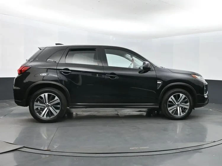 2024 Mitsubishi Outlander Sport - Image 4 of 12