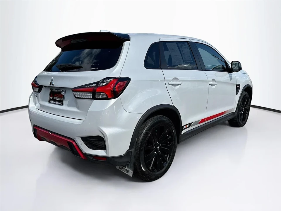 2024 Mitsubishi Outlander - Image 7 of 21