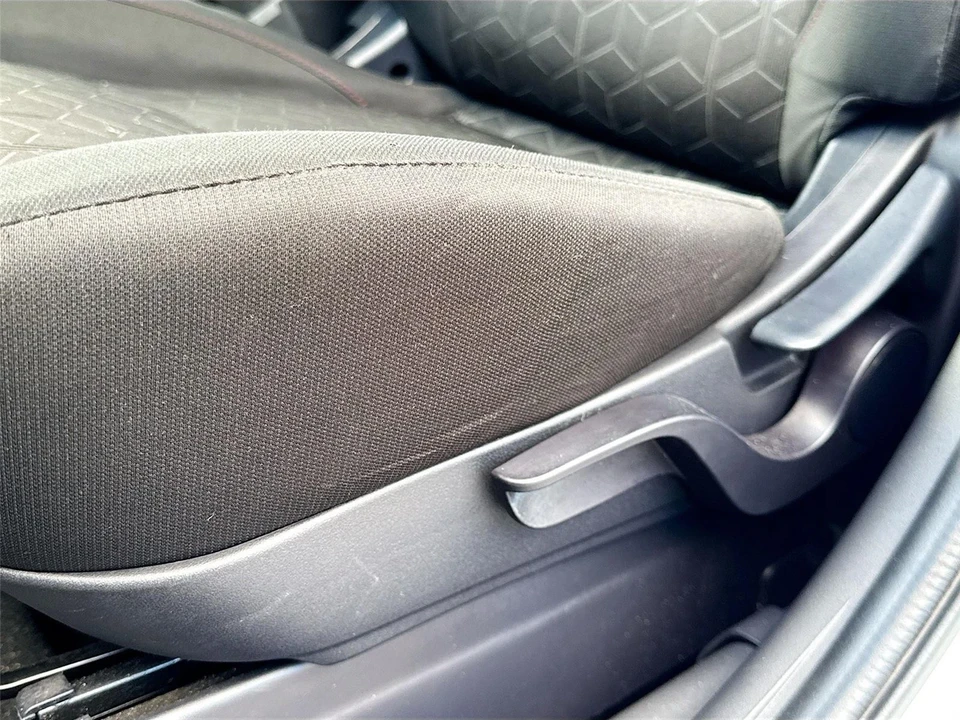 2024 Mitsubishi Outlander - Image 19 of 21