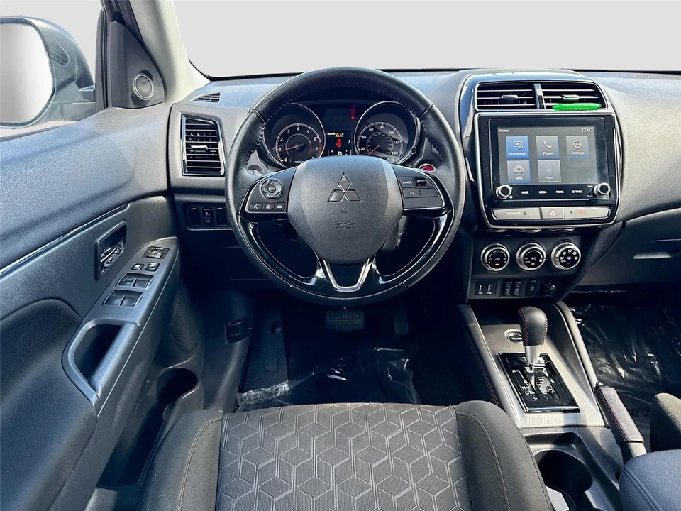 2024 Mitsubishi Outlander - Image 21 of 21