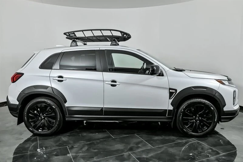 2024 Mitsubishi Outlander - Image 8 of 19