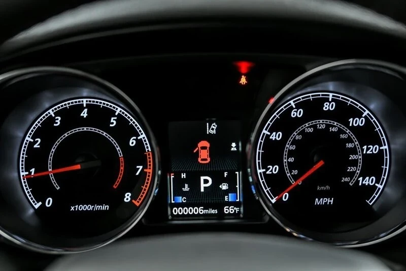 2024 Mitsubishi Outlander - Image 14 of 19