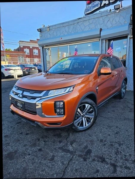 2024 Mitsubishi Outlander - Image 4 of 12