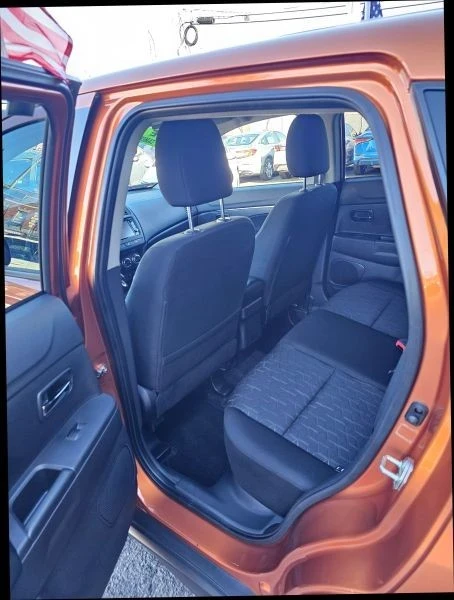 2024 Mitsubishi Outlander - Image 7 of 12