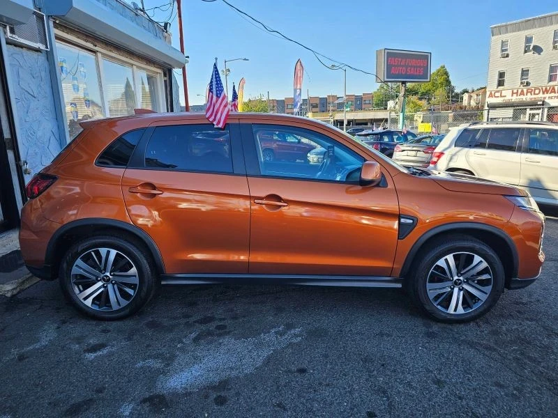 2024 Mitsubishi Outlander - Image 3 of 12