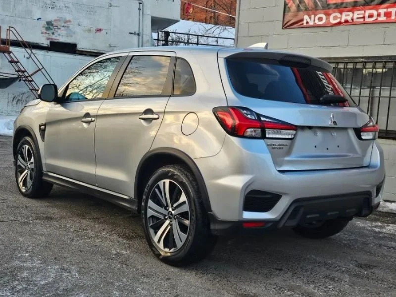 2024 Mitsubishi Outlander - Image 7 of 12