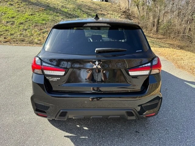 2024 Mitsubishi Outlander - Image 7 of 12