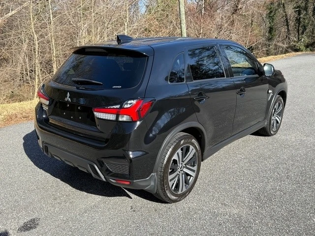 2024 Mitsubishi Outlander - Image 6 of 21