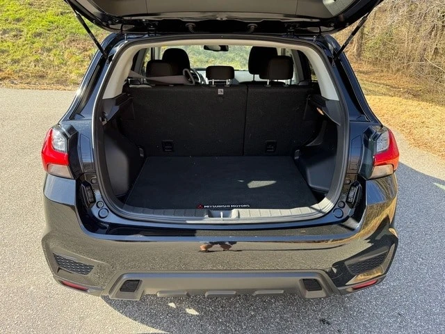 2024 Mitsubishi Outlander - Image 14 of 21