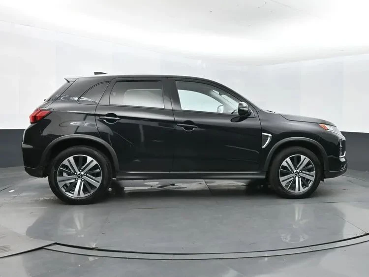 2024 Mitsubishi Outlander Sport - Image 4 of 12