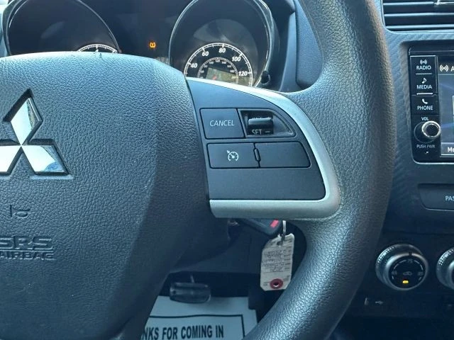 2024 Mitsubishi Outlander - Image 14 of 21