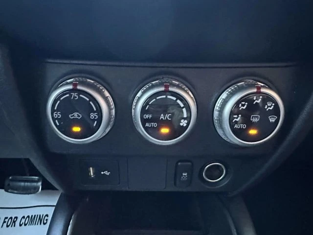 2024 Mitsubishi Outlander - Image 20 of 21