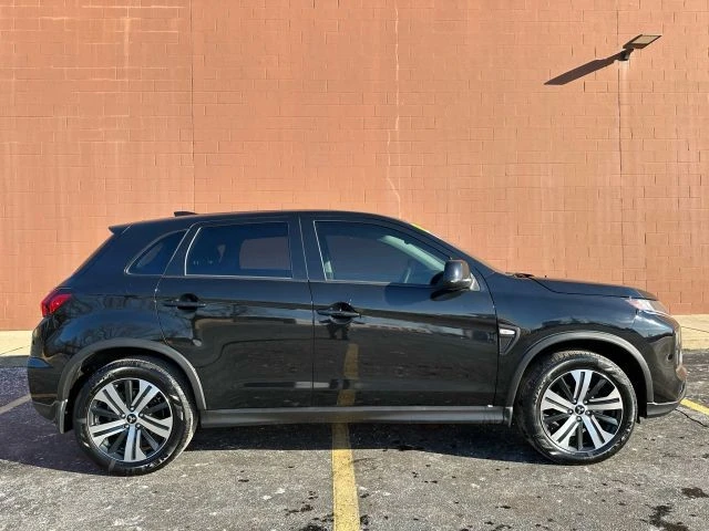 2024 Mitsubishi Outlander - Image 4 of 21