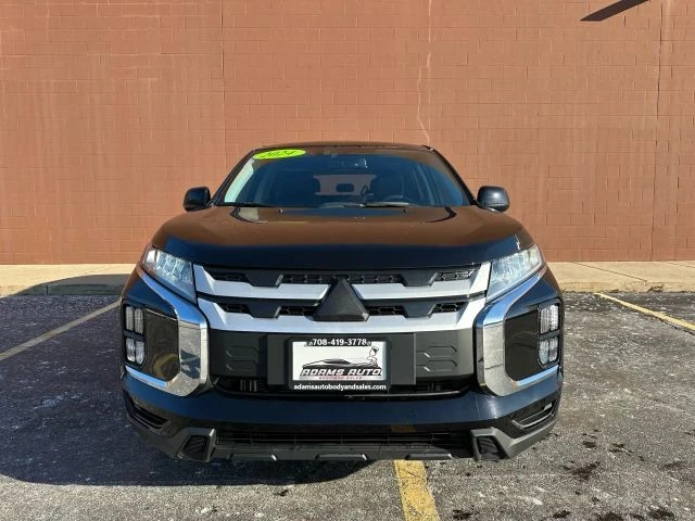2024 Mitsubishi Outlander - Image 2 of 21