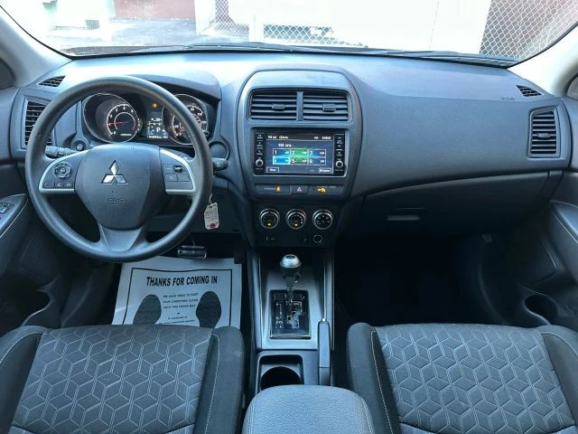 2024 Mitsubishi Outlander - Image 12 of 21