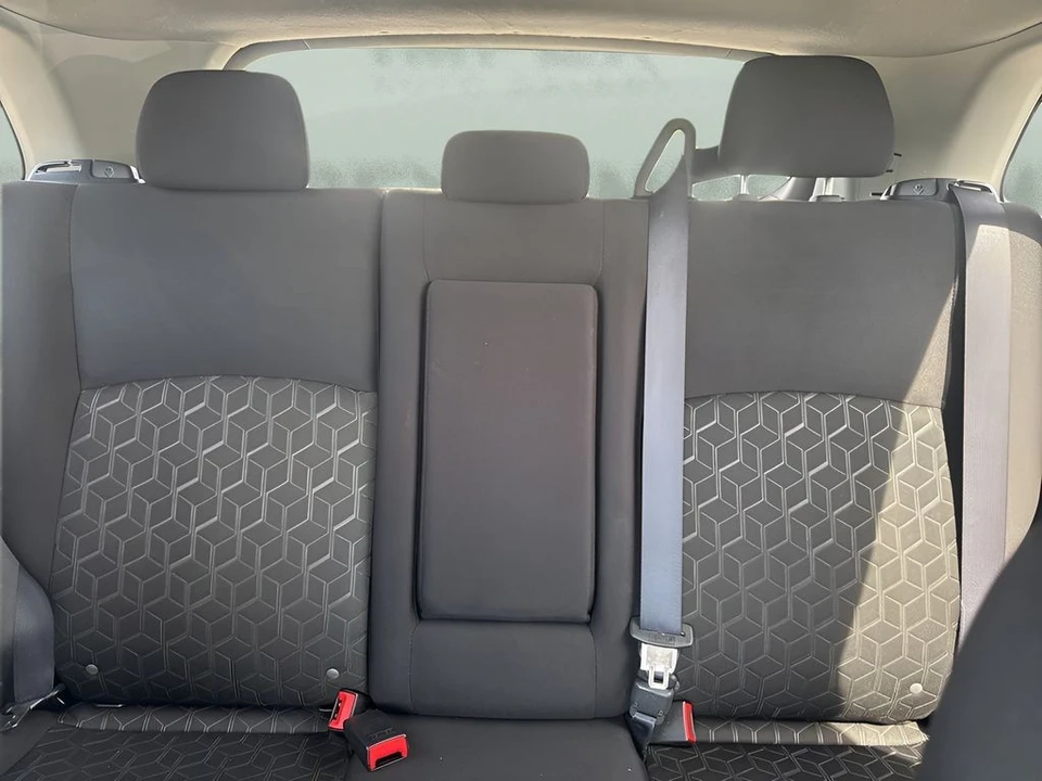 2024 Mitsubishi Outlander - Image 10 of 21