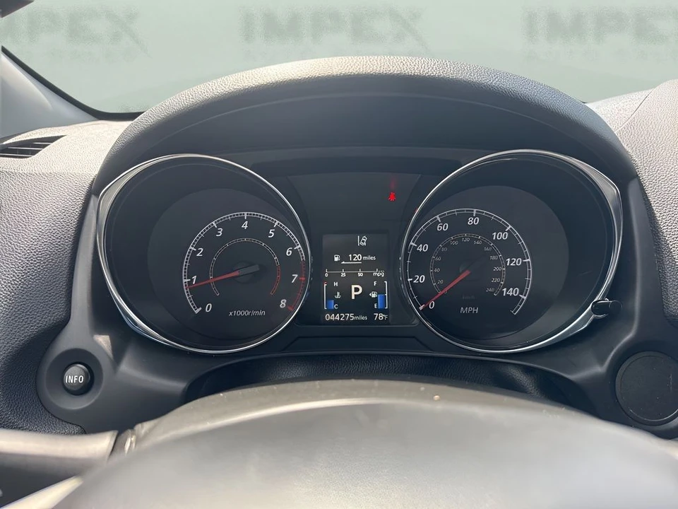 2024 Mitsubishi Outlander - Image 19 of 21