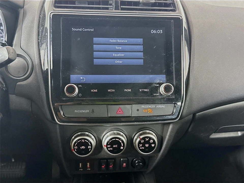 2024 Mitsubishi Outlander - Image 7 of 21